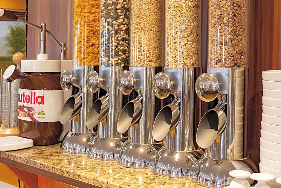 Tiptop Hotel Burgschmiet Garni