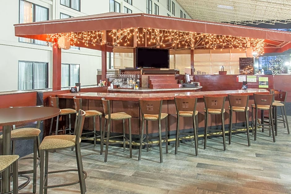 Wyndham Garden Conference Center Champaign - Urbana