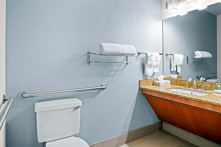 MainStay Suites Addison-Dallas