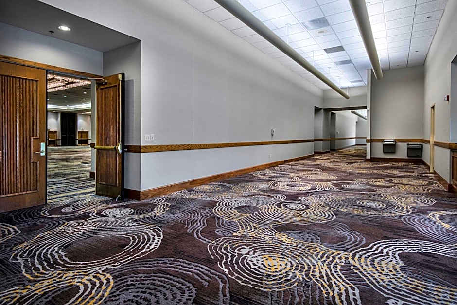 Holiday Inn Springdale-Fayetteville Area By IHG