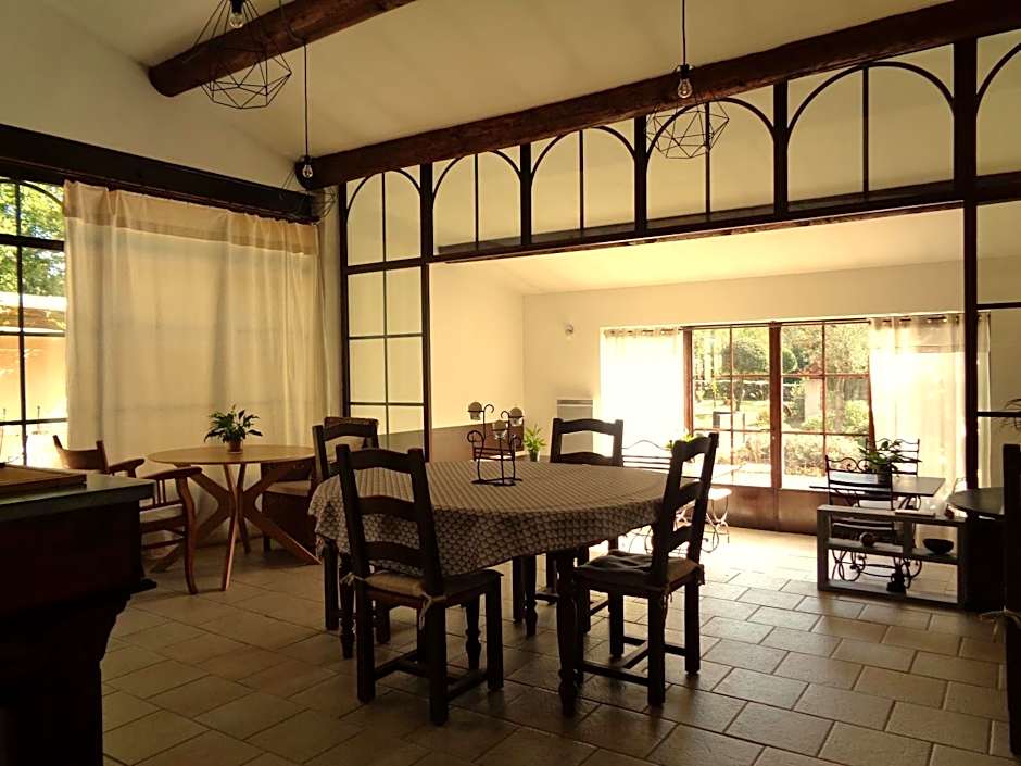 Clos des Lavandes - Chambres et Suites de charme climatisées-Luberon