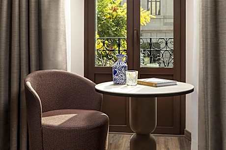 NH Collection Granada Victoria