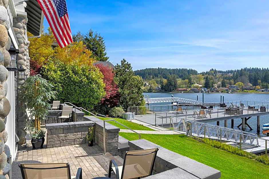 Waterfront Inn