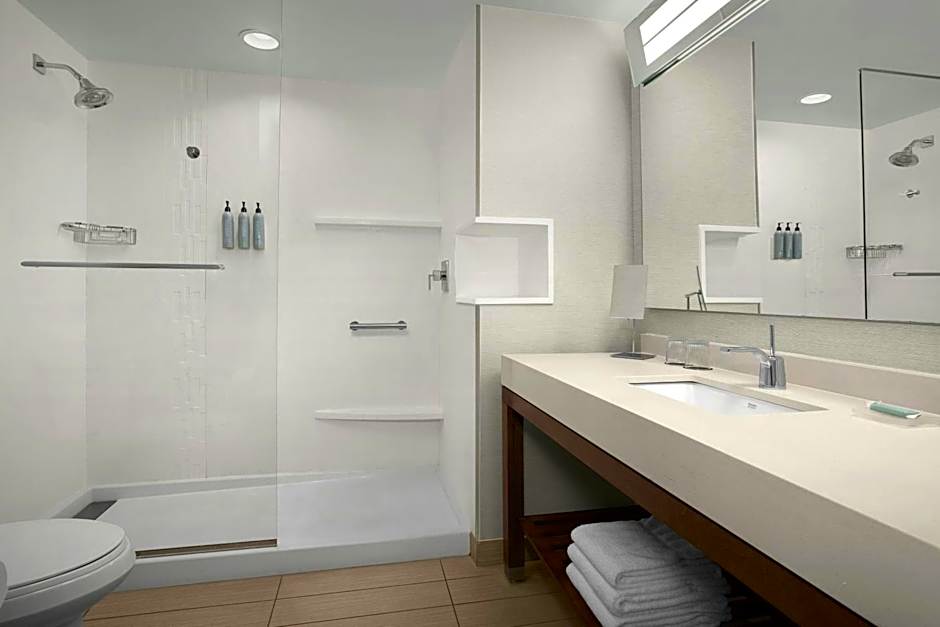 Courtyard by Marriott Atlanta Kennesaw