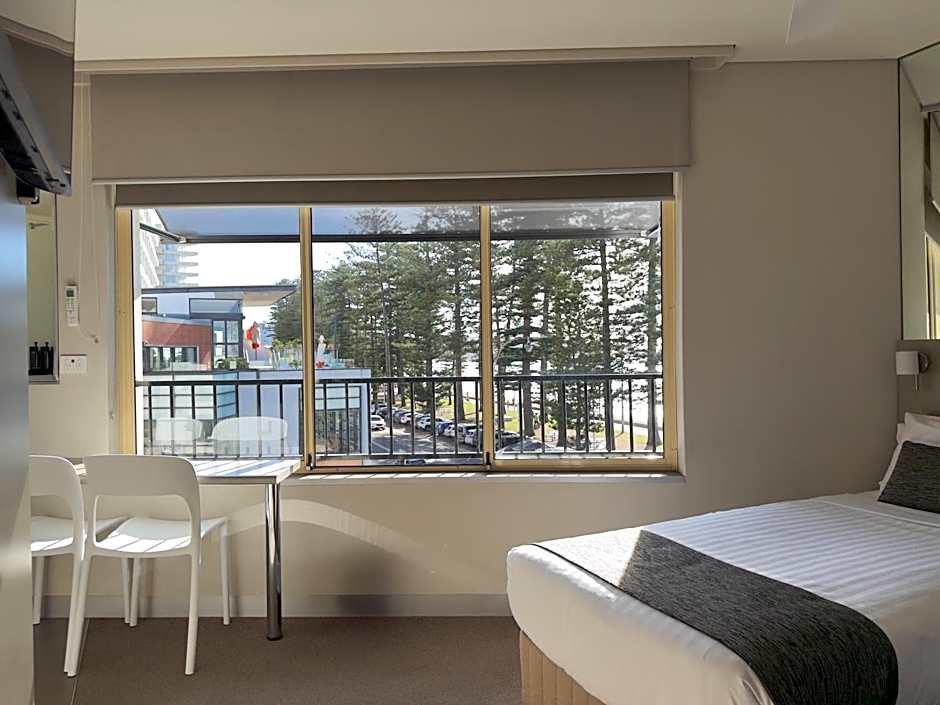 Manly Paradise Motel & Apartments