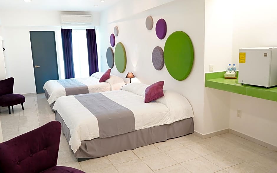 TRYP by Wyndham Chetumal