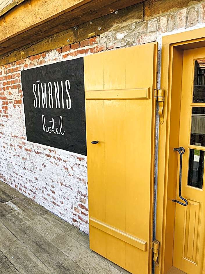 SĪMANIS Boutique Hotel