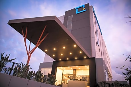 Lithio Hotel