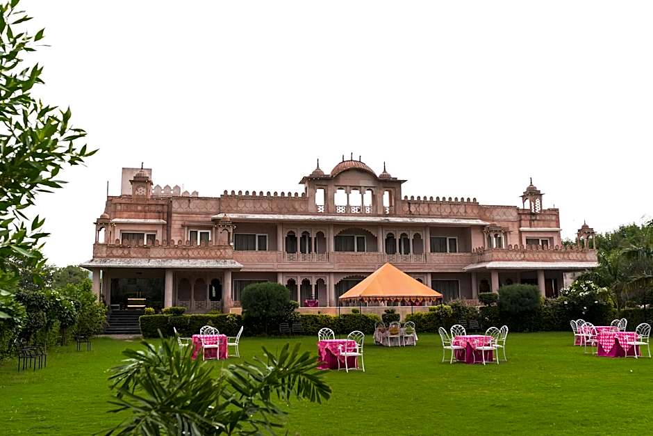Dhawala Resort by Aamod