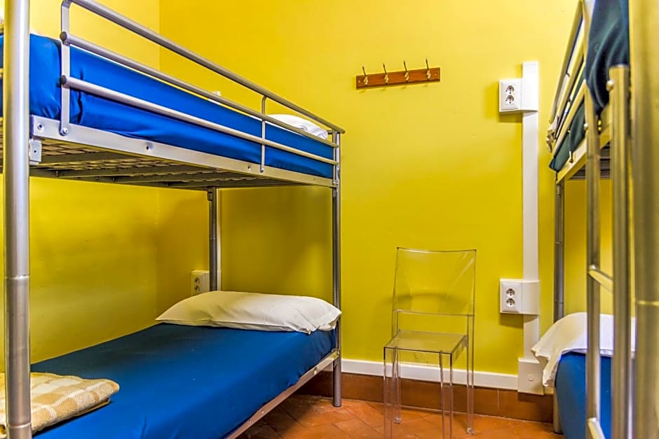 Hostel Santa Monaca