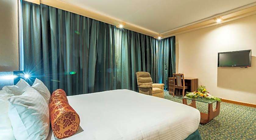 Elite Crystal Hotel