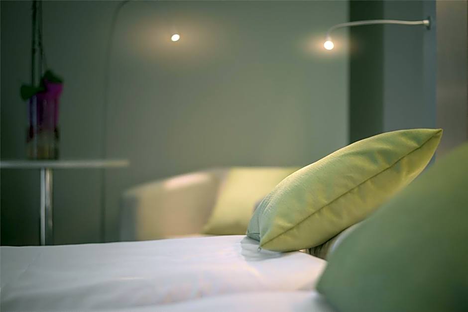 Best Western Plus Lakeside Hotel