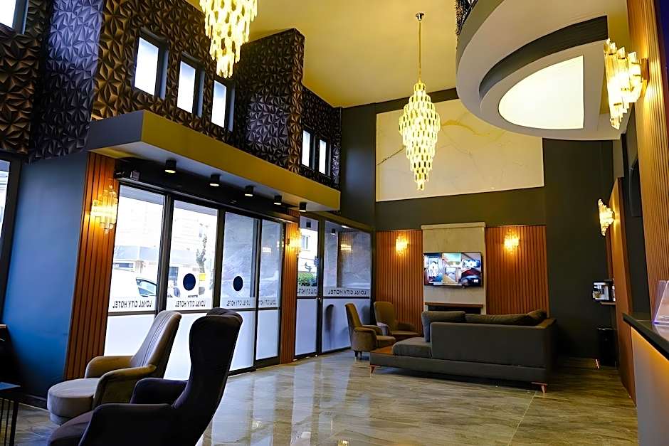 LoyalCity Hotel