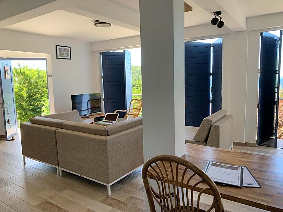 Les Cabanes Perchées