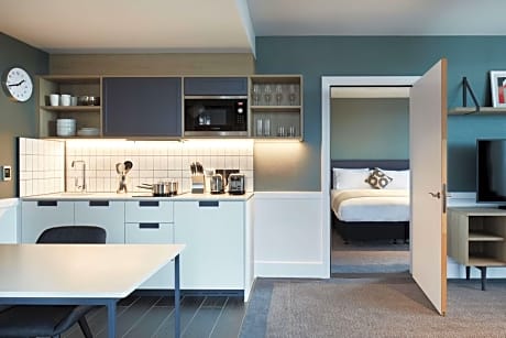 One-Bedroom Suite with Kitchenette
