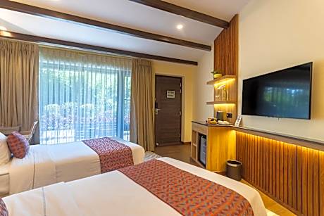 Superior Double or Twin Room with Terrace