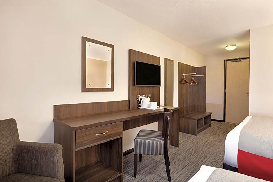 Ramada by Wyndham Bristol West