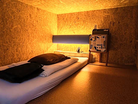 Standard Capsule Room for Male - Horizontal - B - Upper Floor