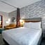 Home2 Suites by Hilton Milwaukee Downtown