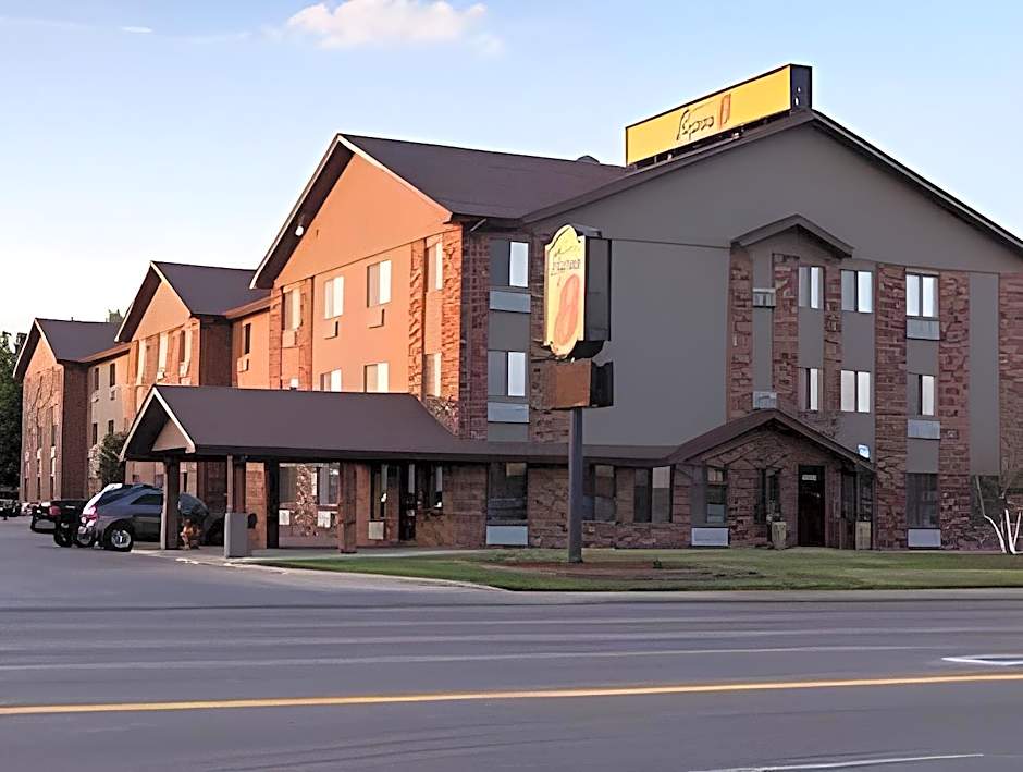 Super 8 by Wyndham Sioux Falls/41st Street