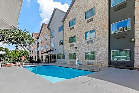 1 King 1 Queen Bed Two Bedroom Suite
