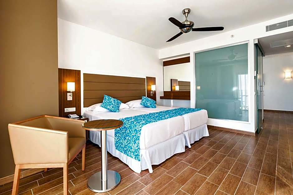 Hotel Riu Bravo - 0'0 All Inclusive