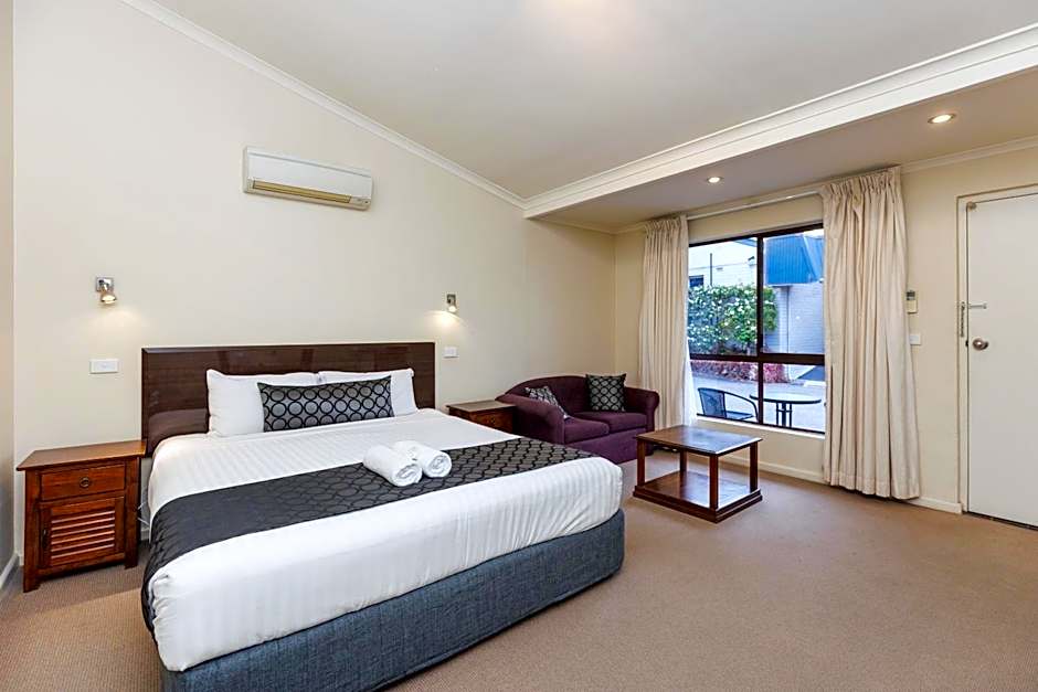 Amaroo Motel Tumuts Best Accommodation