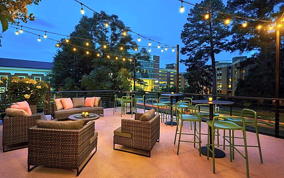 Graduate by Hilton Charlottesville