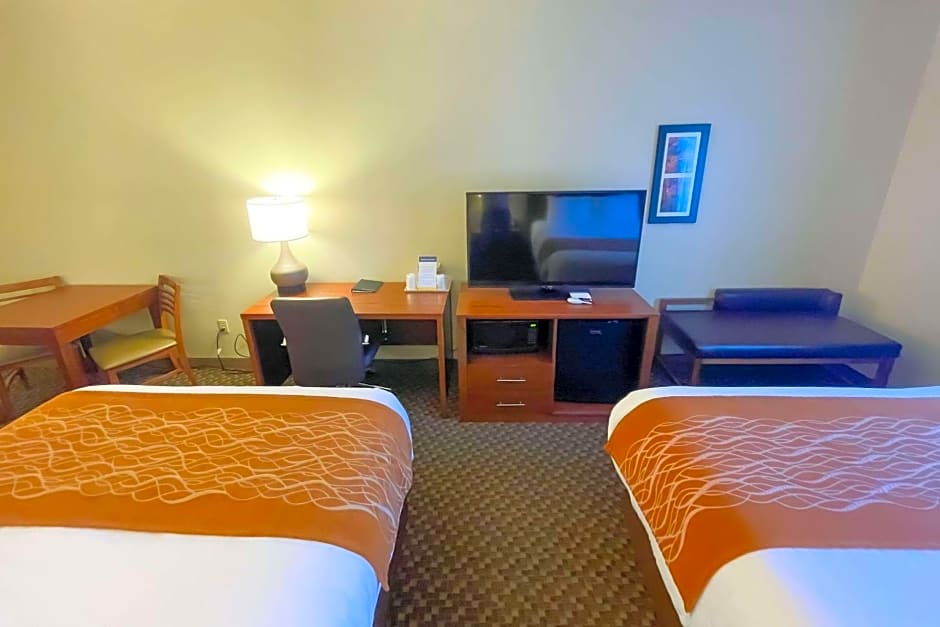 Comfort Inn & Suites Midtown