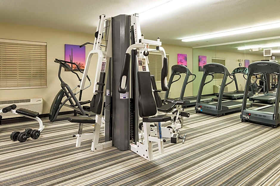 Sonesta Simply Suites Detroit Troy