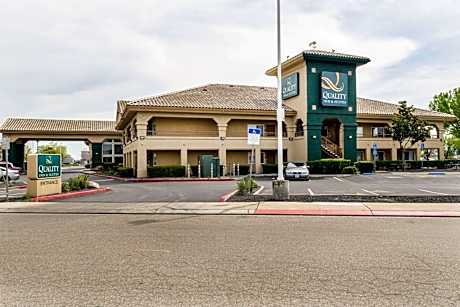 Quality Inn & Suites Lathrop