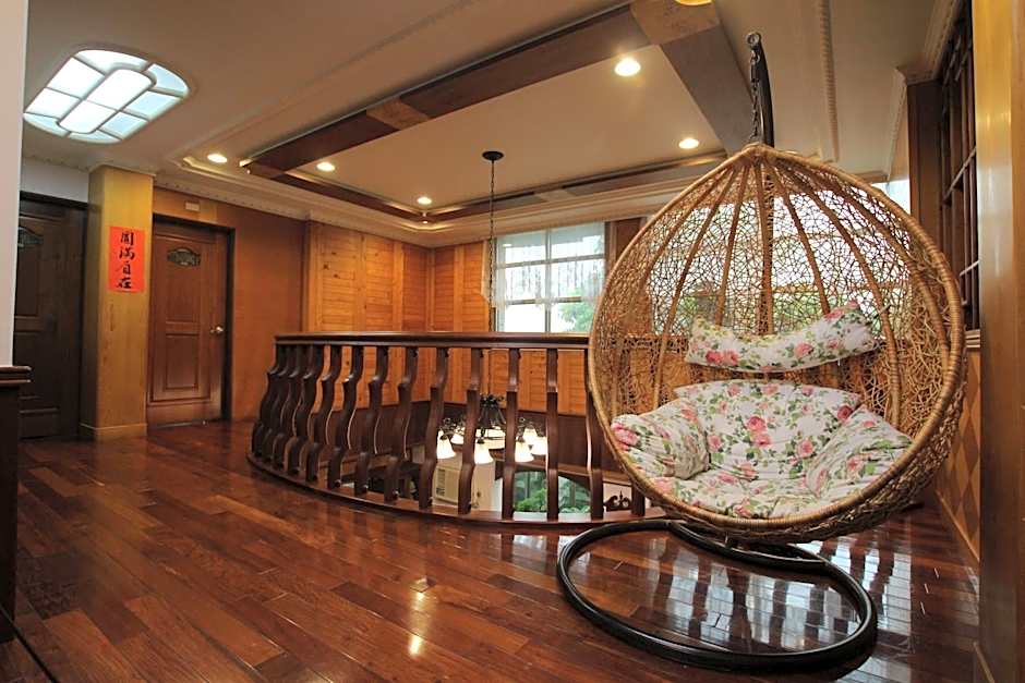 Yilan Pine Villa Homestay