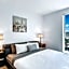 SuitesRUs Apart Hotel near Dodgers Stadium