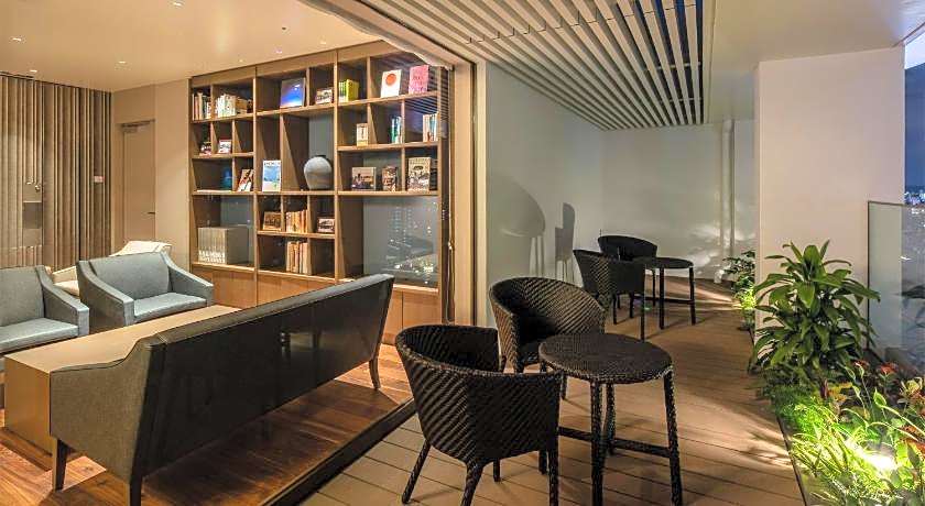 JR Kyushu Hotel Blossom Naha