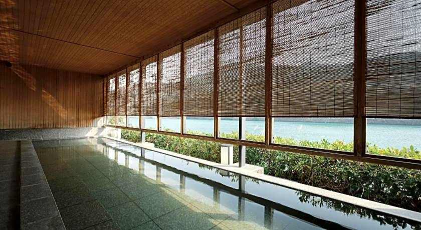 River Retreat Garaku