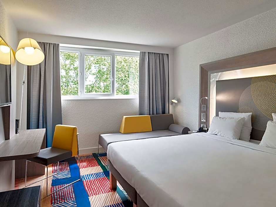 B&B HOTEL Cergy Port 4 étoiles