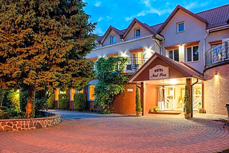 Hotel Nad Pisą