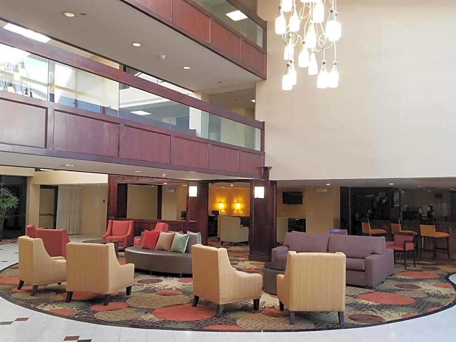 Hotel Detroit-Farmington Hills