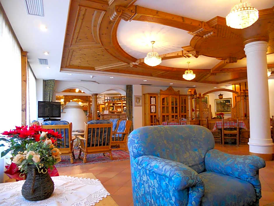 Family Hotel La Perla