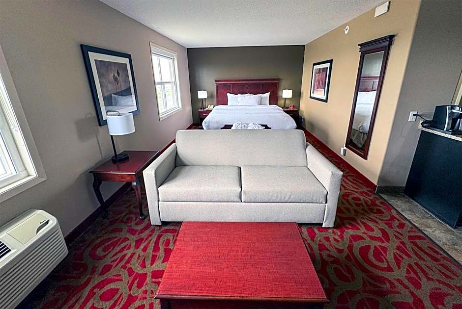 Ramada by Wyndham Sherwood Park