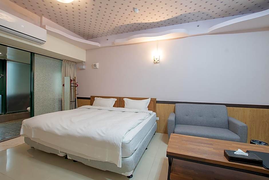 Duoai Mineral Spring