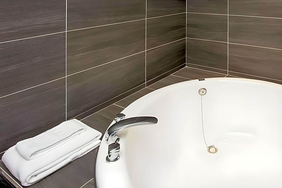 Just Live Inn - Keelung