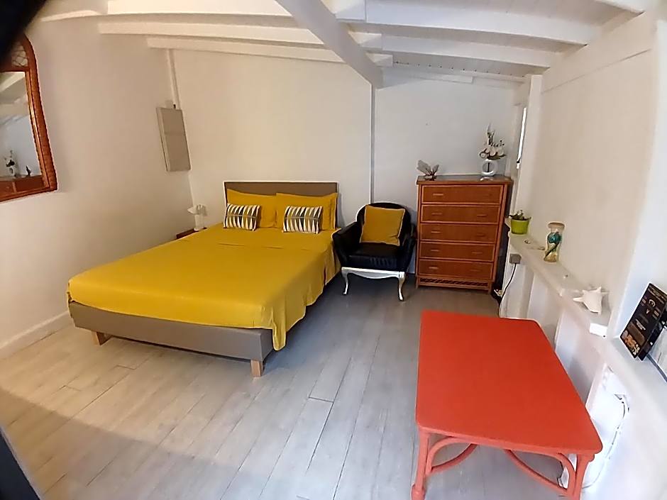 Chez Anne - Grand Caz