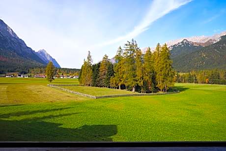 Studio with Garden View