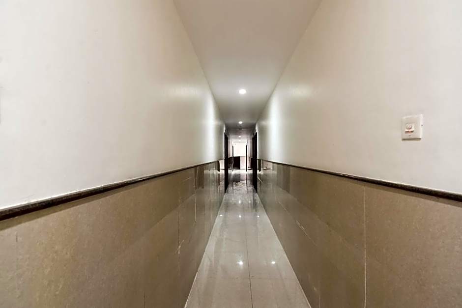 Flagship Hotel Sai Suman Palace