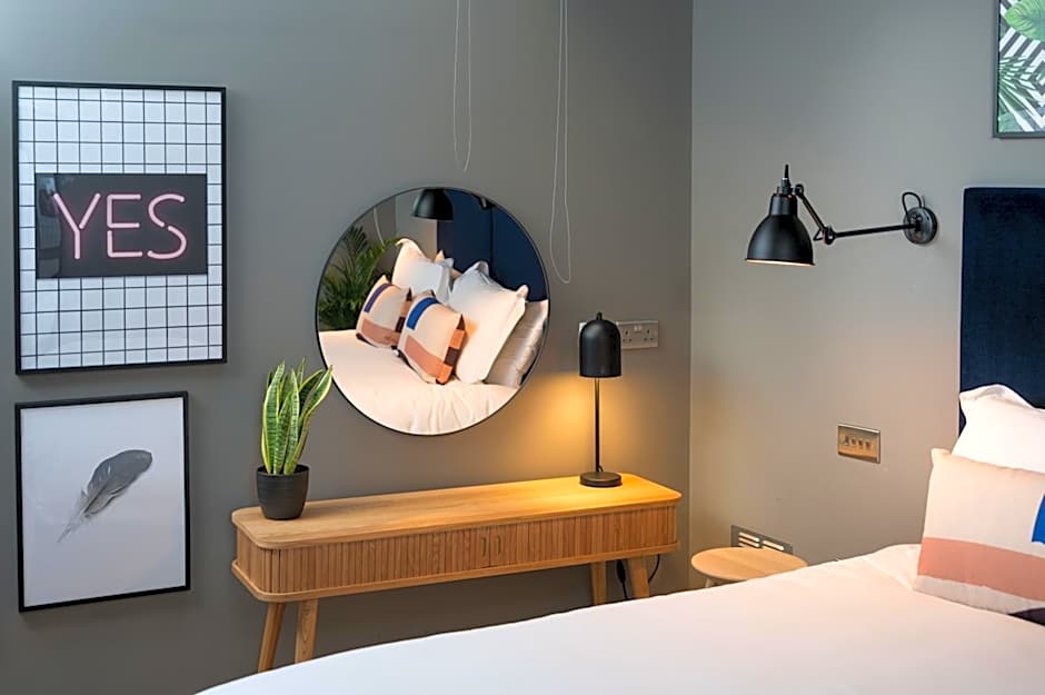 Hiding Space - Trim Street Apartments