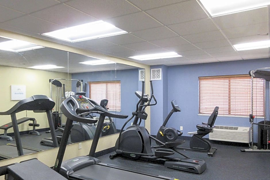 Quality Inn & Suites Benton Harbor - St. Joseph