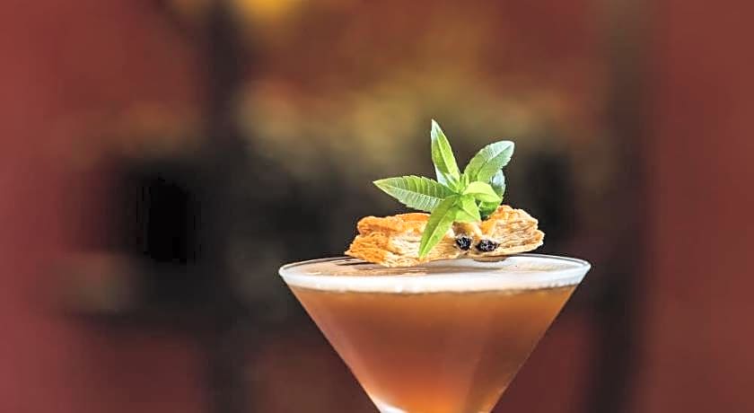 OLAH Poshtel Taichung Station