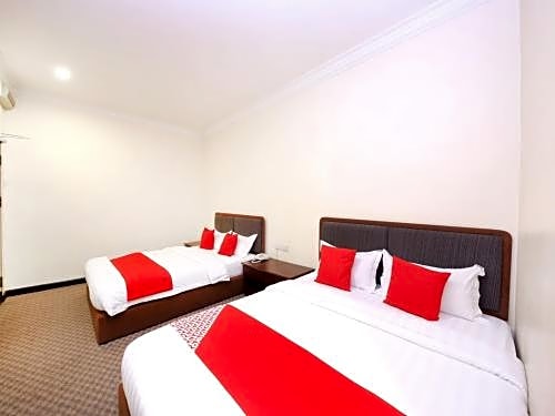 Photo 1 of 4 of Family Suite