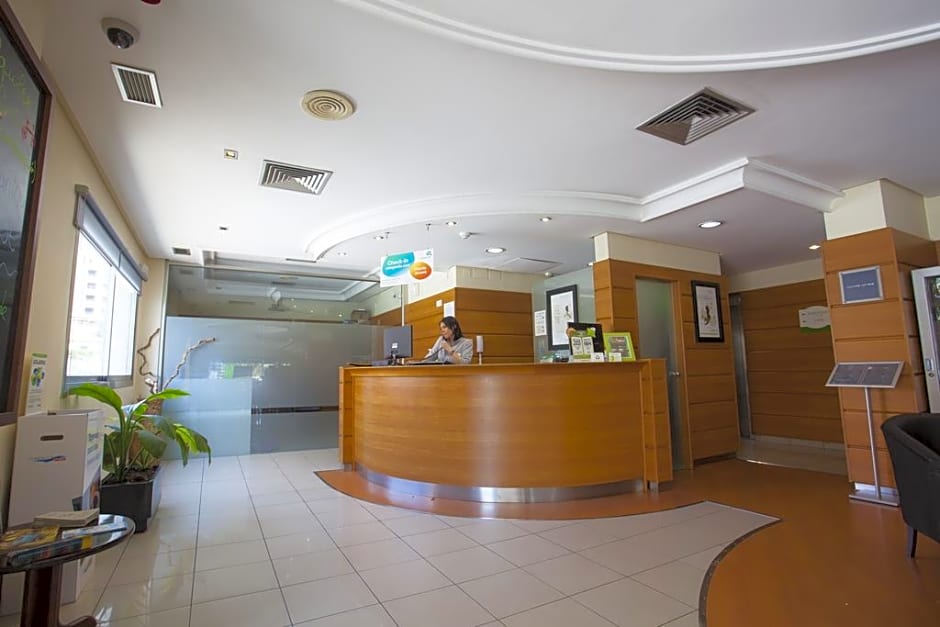 Travelodge Alicante Puerto